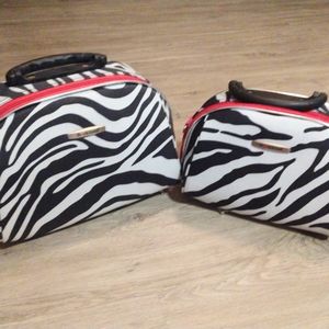 Set of 2 tolietry cases from Rockland